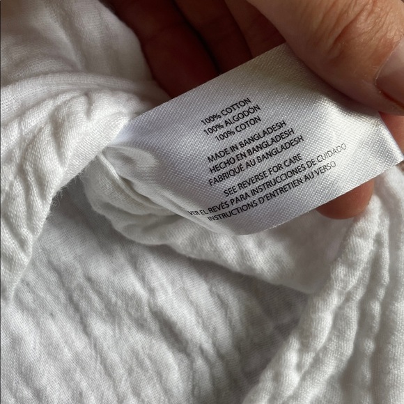 GAP Gauzy Crinkle Cotton White Button Down Shirt - Picture 15 of 16